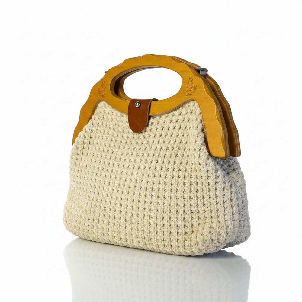 Vintage Crochet Bermuda Handbag Cream Cotton Blend Cottagecore Boho Wood Handle